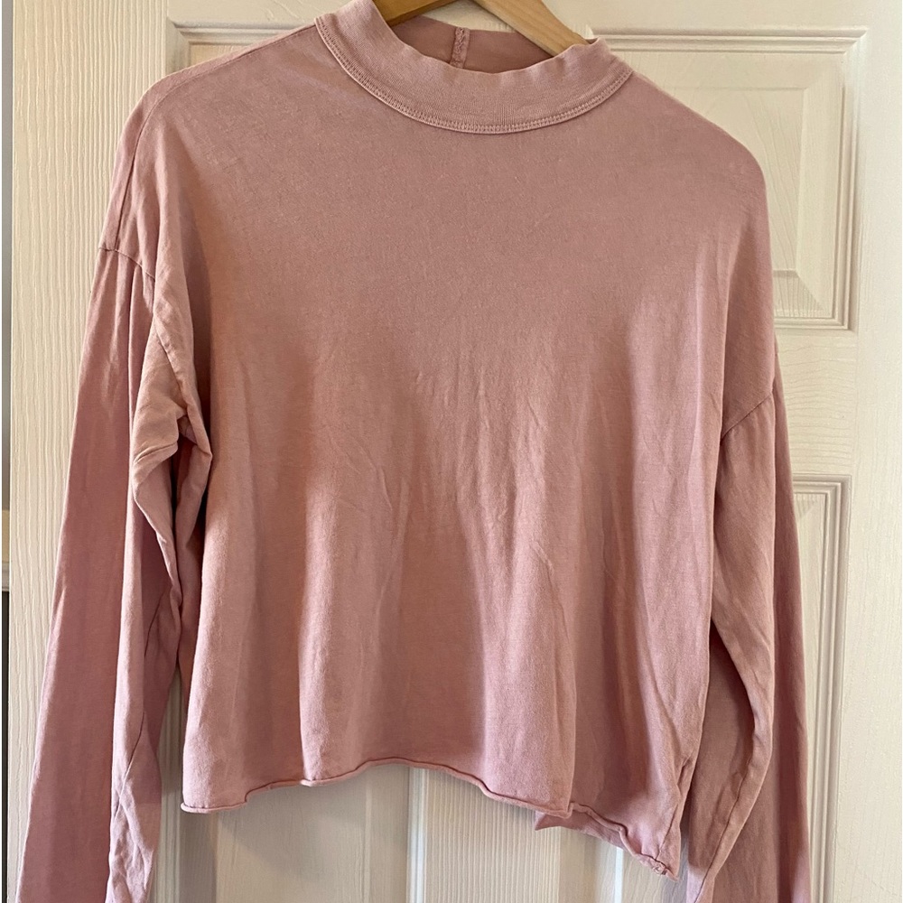 Aerie Mauve Mock Neck Tee Size S
